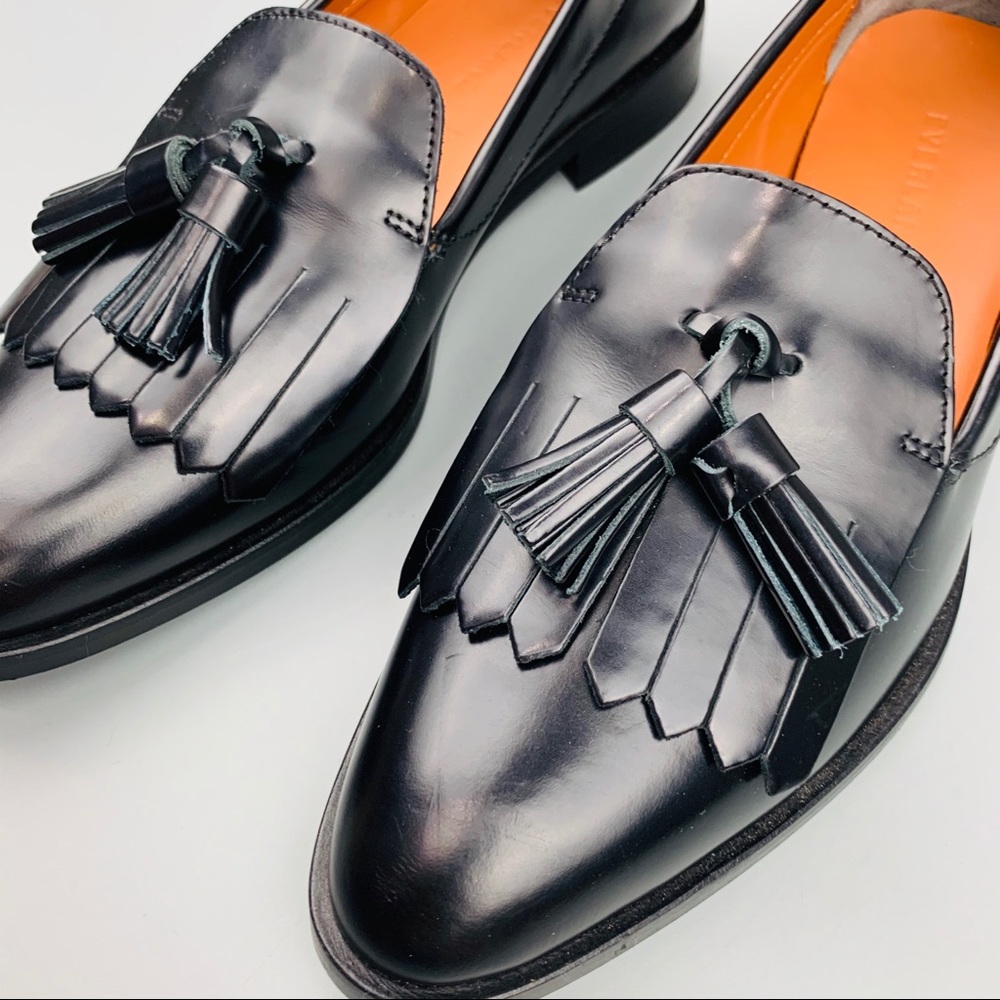 Everlane Classic Black Loafers with Tassels - Picture 3 of 7